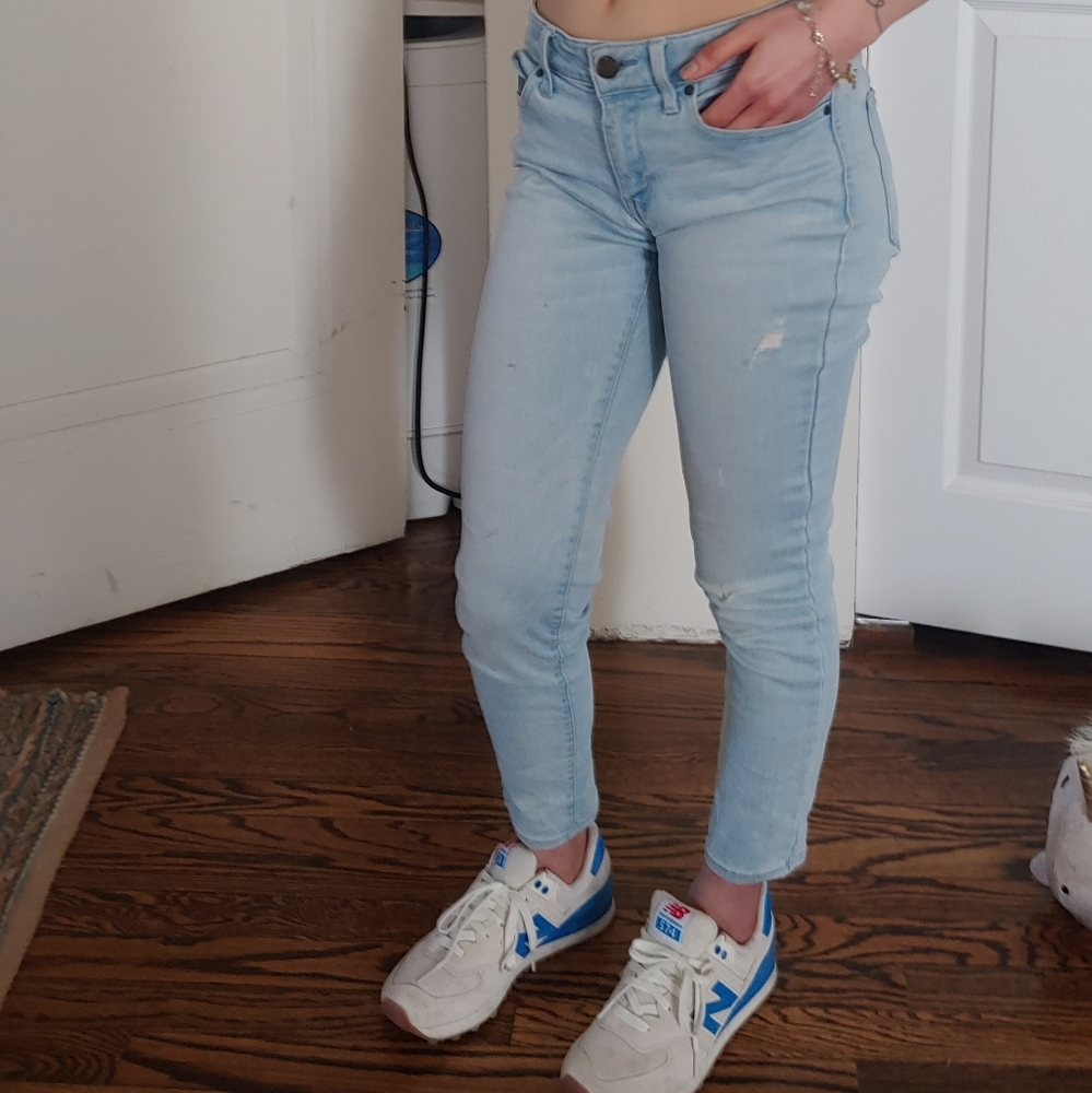 Uniqlo Skinny Tapered Mid-rise Ultra Stretch Jeans